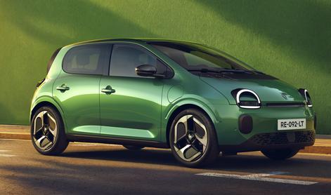 Odličen dan za Revoz: poleg twinga so Dolenjcem dodali še dva avtomobila