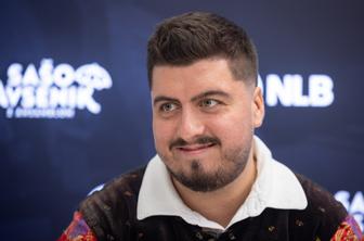 Je Avsenikov pevec tik pred odhodom?