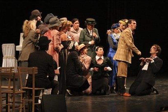 Maratonci plešejo zadnji krog