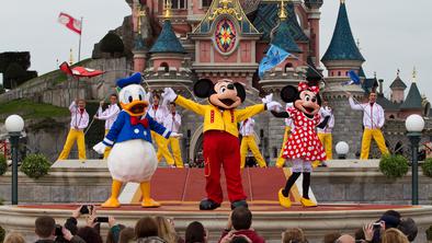 Pravila sodelovanja v nagradni igri z Mastercardom na vznemirljivo doživetje pariškega Disneylanda