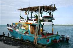 Caye Caulker: bosih nog naokrog