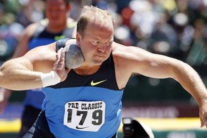 Bekele zgrešil rekord, Walker 604 cm