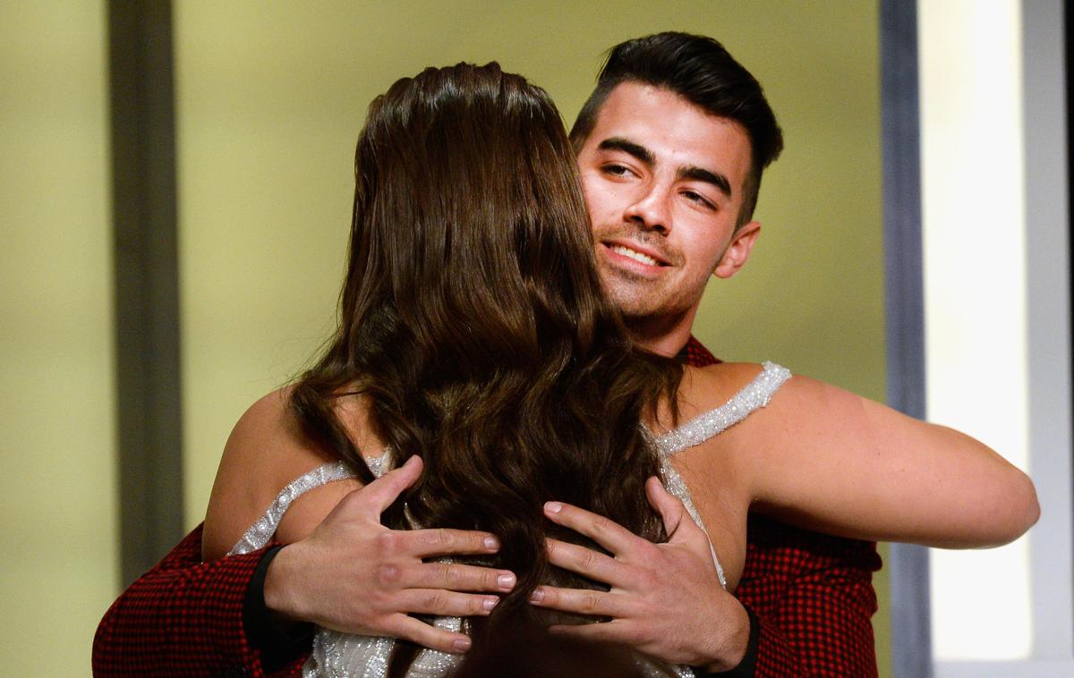 Joe Jonas, Ashley Graham | Foto Getty Images