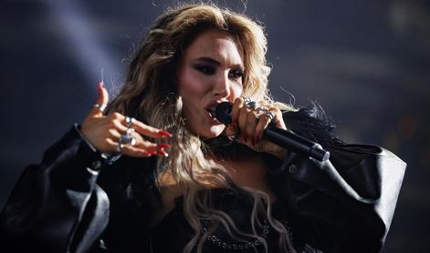 Senidah navdušila v Stožicah: pridružila sta se ji tudi Kreslin in Magnifico #foto #video