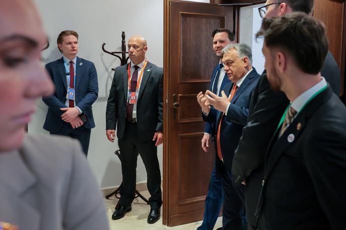 Vance Orban | Po raziskavi iz februarja 2026 je 48 odstotkov vprašanih menilo, da bo Trump negativno vplival na Madžarsko, 38 odstotkov pa jih je pričakovalo pozitiven vpliv. | Foto Reuters