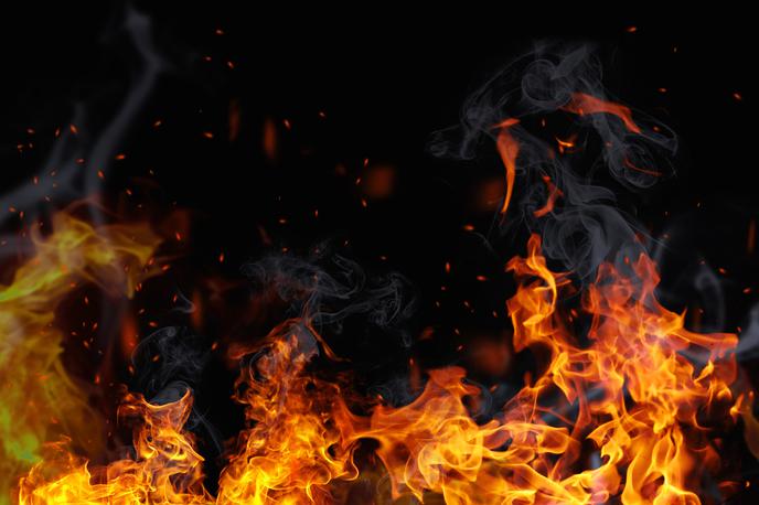 Ogenj | Za moškega in žensko se je nesreča dobro iztekla.  | Foto Getty Images