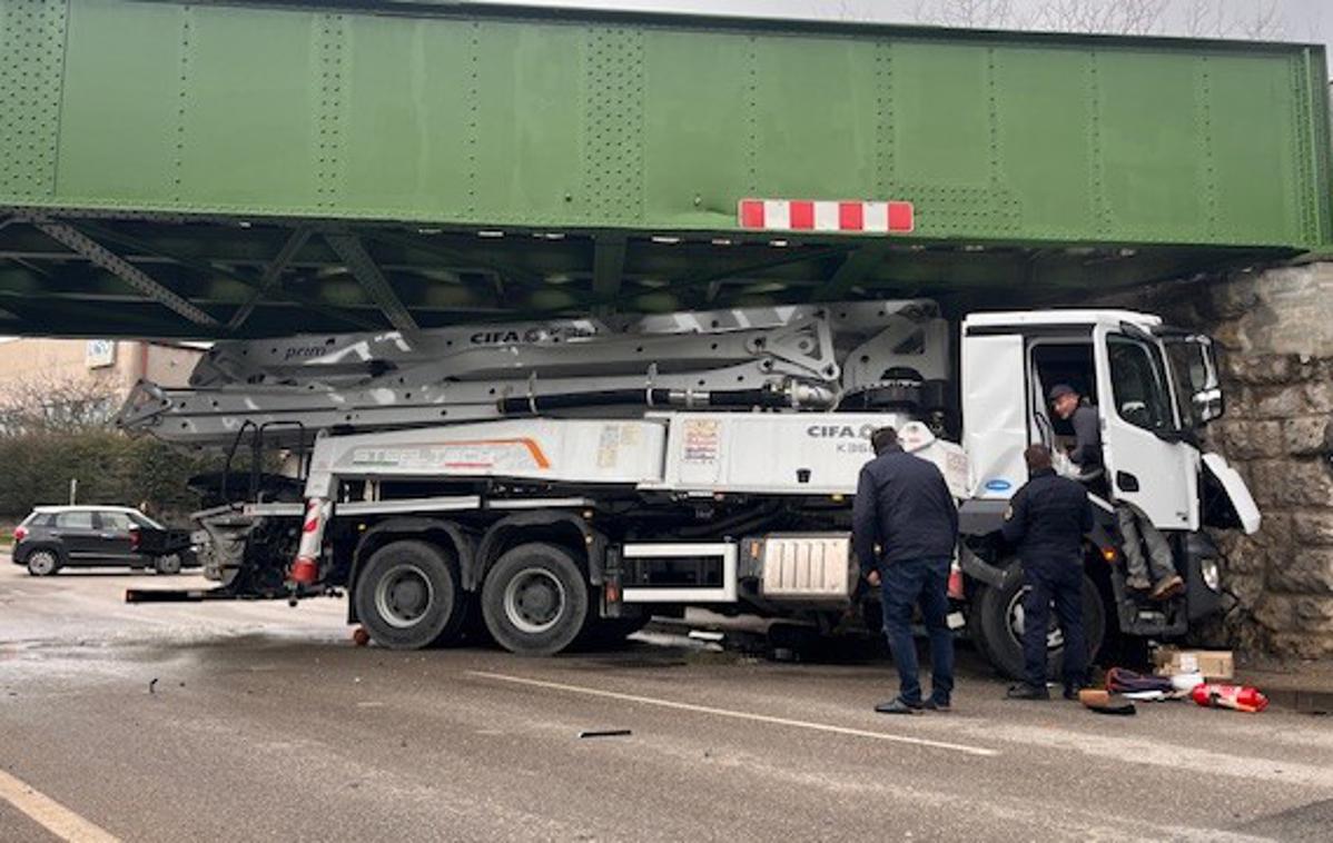 Solkan | Policisti so zoper povzročitelja podali kazensko ovadbo na novogoriško okrožno državno tožilstvo. | Foto STA