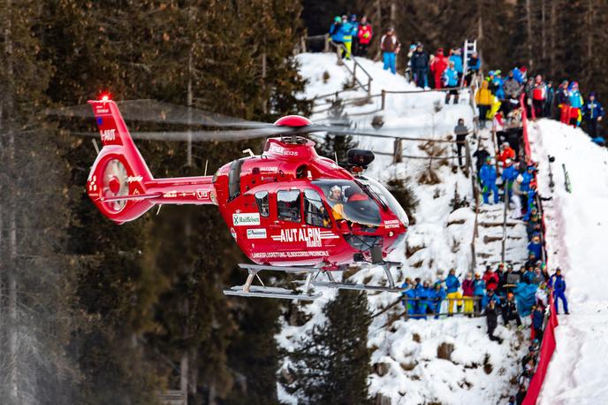 Marc Gisin | Švicarski smučar Marc Gisin, ki je včeraj grdo padel na smuku v Val Gardeni, je zunaj smrtne nevarnosti. | Foto Sportida