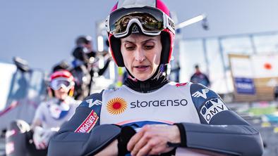 Eva Pinkelnig zaradi suma počene vranice na operacijo