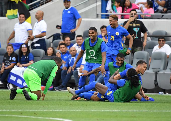 Veselje nogometašev Curacaa po izenačenju, s katerim so si zagotovili napredovanje. | Foto: Reuters