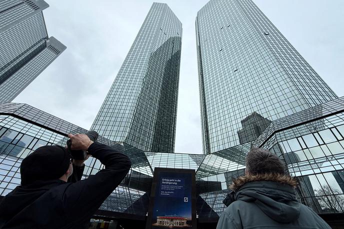 Deutsche Bank | V Deutsche Bank so preiskavo potrdili, vendar je niso podrobneje komentirali. Zatrdili so le, da sodelujejo s tožilstvom. | Foto Reuters