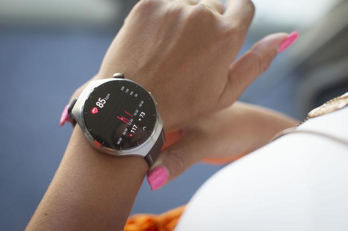 Merjenje srčnega utripa s pametno uro Huawei Watch 4 Pro | Foto: Bojan Puhek
