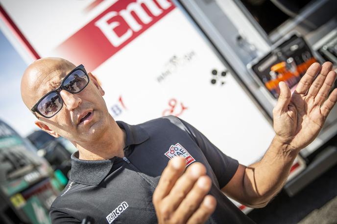Joxean Matxin Fernandez | Športni direktor ekipe UAE Emirates Jose Fernandez Matxin poudarja ekipno delo v moštvu. | Foto Ana Kovač
