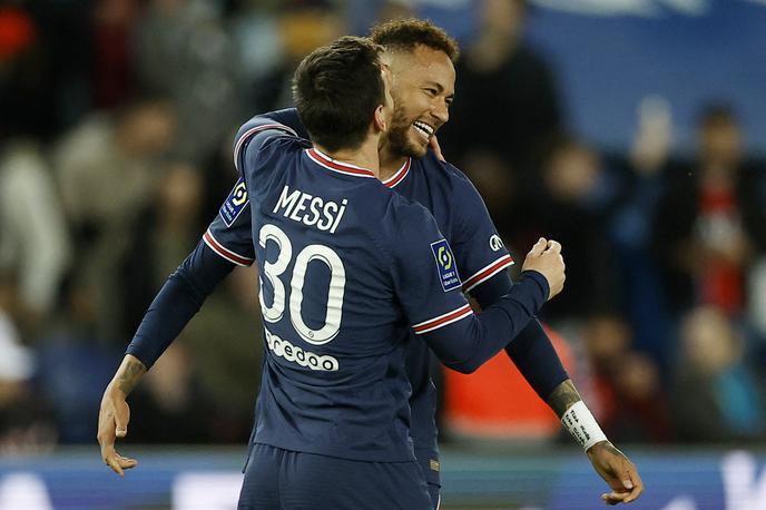 Neymar, Leo Messi, PSG, prvak 22 | PSG si je priboril jubilejni deseti naslov francoskega prvaka. Gol za odločilno točke je zabil Lionel Messi, podajalec pa je bil Neymar. | Foto Reuters