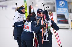 Slovenske biatlonke celo v boju za stopničke