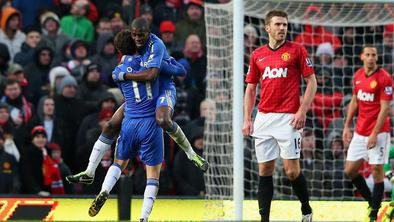 Chelsea pri Man Utd od 0:2 do 2:2, za polfinale še v Londonu