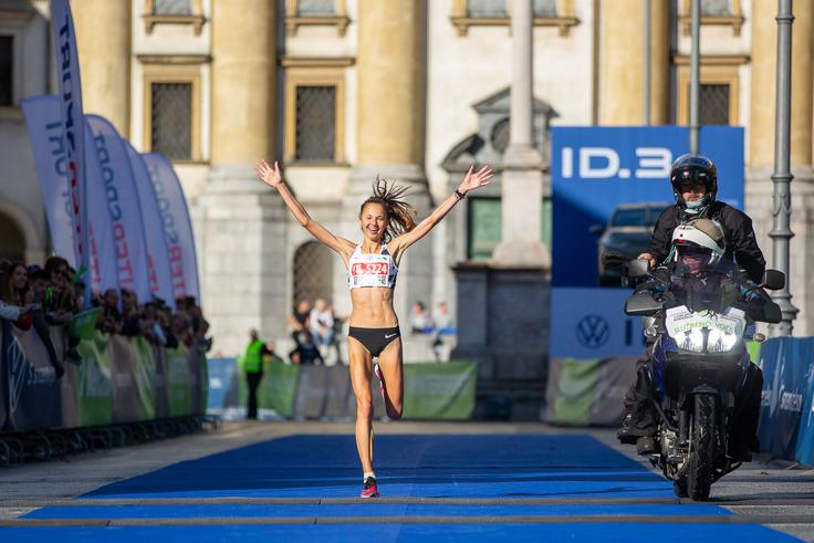Anja Fink | Foto: Peter Kastelic/AZS