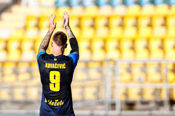 Franko Kovačević je k zmagi prispeval tri gole. | Foto: Aleš Fevžer