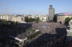 Beograd poka po šivih, Vučić napoveduje nasilni shod