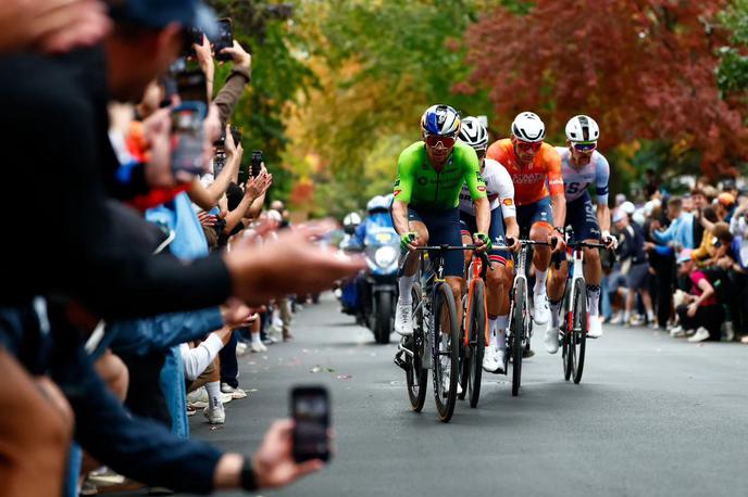 Primož Roglič | Tudi Primož Roglič, ki je po padcu Tadeja Pogačarja na Vuelti prvi slovenski adut, se bo še z drugimi slovenskimi kolesarji boril za naslov evropskega prvaka. | Foto Sprint Cycling Agency