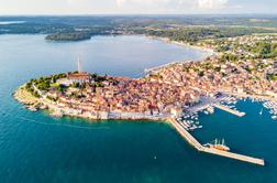 Hrvaška Istra: začenja se rušenje nelegalnih objektov