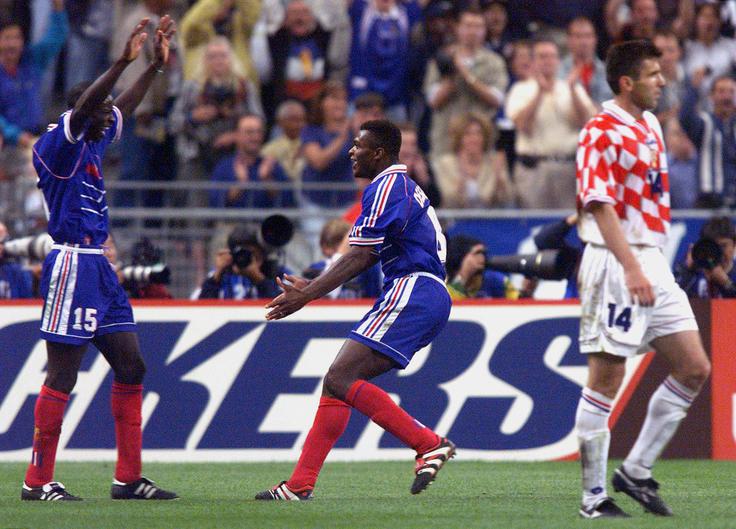 Legendarni Francoz Lilian Thuram je za galske peteline odigral 142 tekem in dosegel dva zadetka. Oba v polfinalu svetovnega prvenstva proti Hrvaški, ko je poskrbel za preobrat in zmago z 2:1! | Foto: Reuters