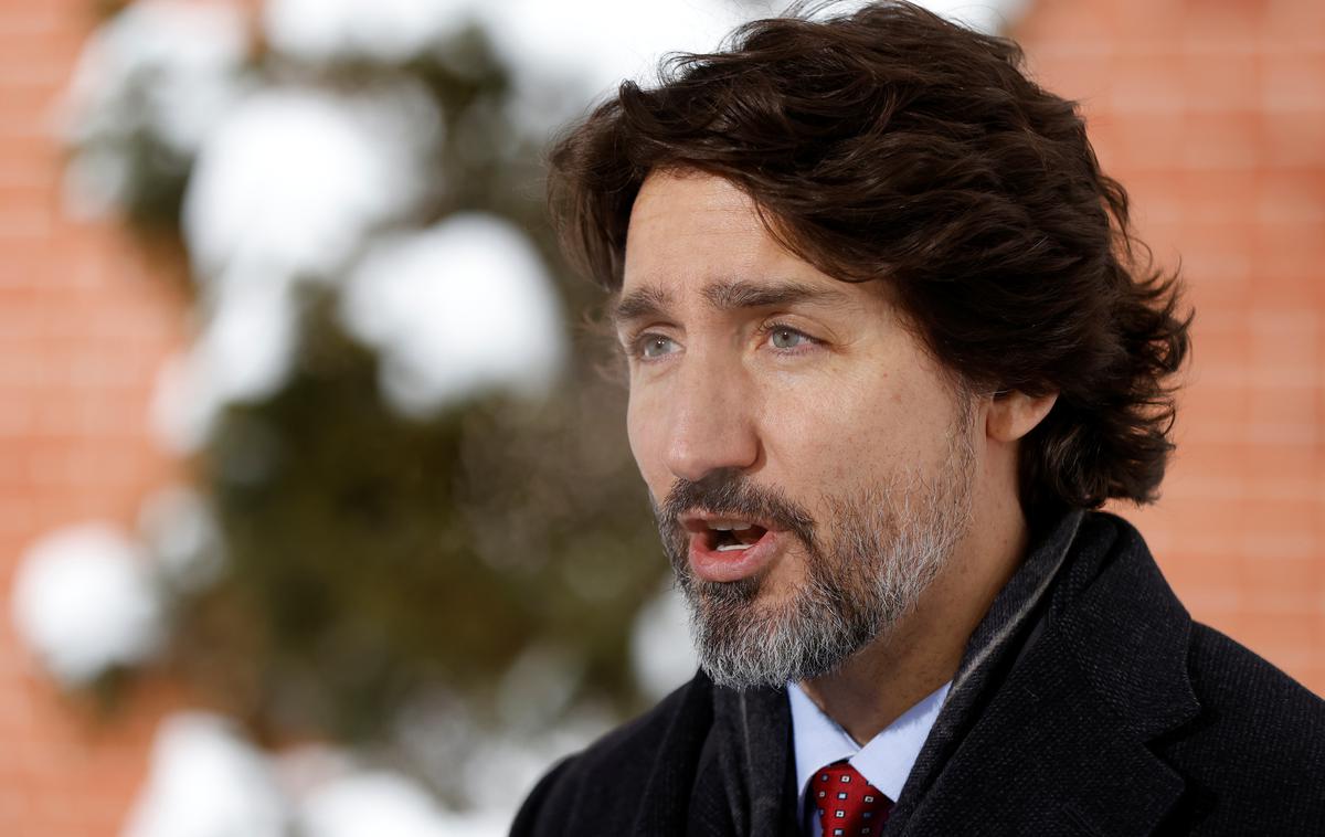 Justin Trudeau | "Sprejeli smo pomembne ukrepe za okrepitev integritete naših volilnih procesov in sistemov. Še naprej bomo vlagali v boj proti vmešavanju v volitve, proti tujemu vmešavanju v našo demokracijo in institucije," je na novinarski konferenci dejal Trudeau. | Foto Reuters