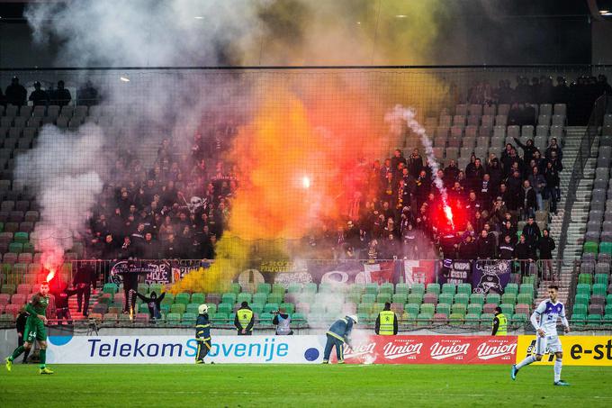 Navijači Maribora v soboto v Stožicah niso imeli razlogov za pretirano zadovoljstvo. | Foto: Žiga Zupan/Sportida