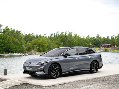 Električni avto bi imeli že danes, vendar imate še (vedno) pomisleke?