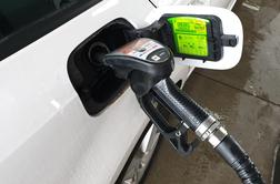 Ogromna pocenitev goriva: rezervoar skoraj deset evrov cenejši
