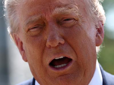 Udarec za Trumpa: resolucija o vojnih pooblastilih z dovolj podpore za napredovanje