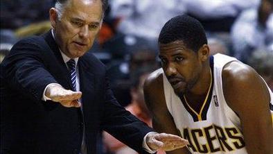 Shawne Williams iz Indiane v Dallas