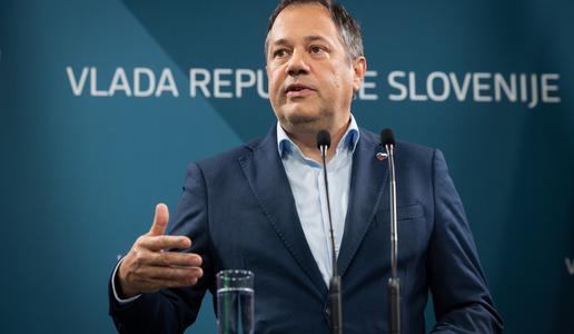 Vlada nad "desetletja mrtvila": stotine milijonov za stanovanja