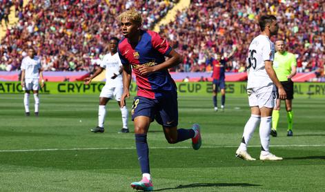 V živo: nor el classico! Real zabil dvakrat, Barca že pred polčasom vrnila kar trikrat.