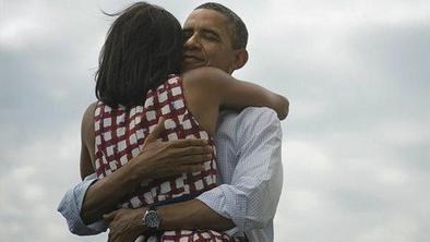 Barack Obama objavil najbolj popularen tvit v zgodovini Twitterja