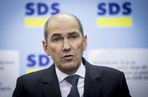 Prva zmaga Janševe SDS