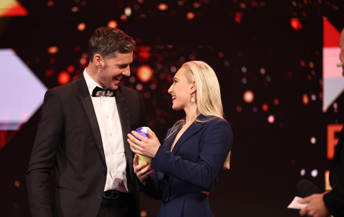 OKS gala Goran Dragić Janja Garnbret | Janja Garnbret bo nocoj na gala večeru simbolično predala štafetno palico ambasadorke Botrstva v športu svojemu nasledniku oziroma naslednici. | Foto Aleš Fevžer