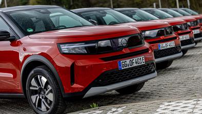 Opel frontera v Sloveniji. Prvi vtis? To bo eden bolj praktičnih križancev. #foto