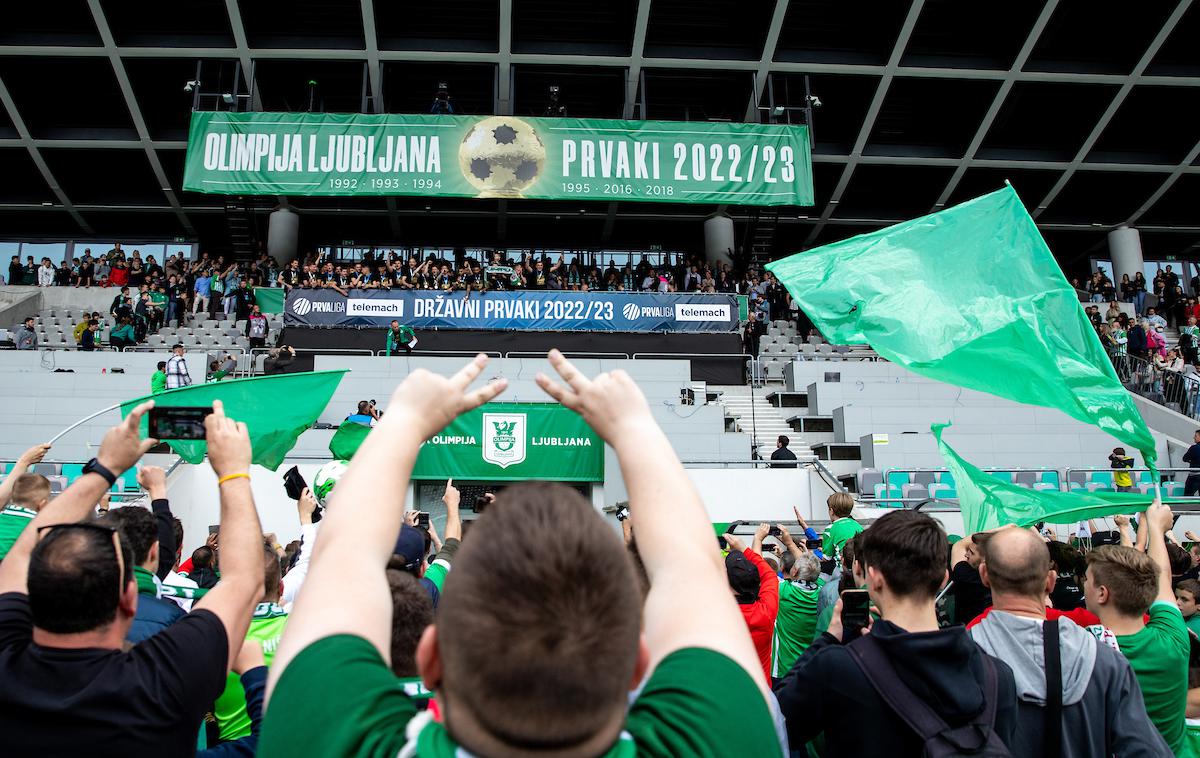 NK Olimpija prvaki | Ljubljanska Olimpija bo morala plačati 10.000 evrov kazni. | Foto Matic Klanšek Velej/Sportida