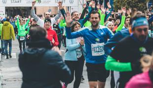 Ljubljanski maraton s kozmetično napako ali pa tudi ne #video #foto