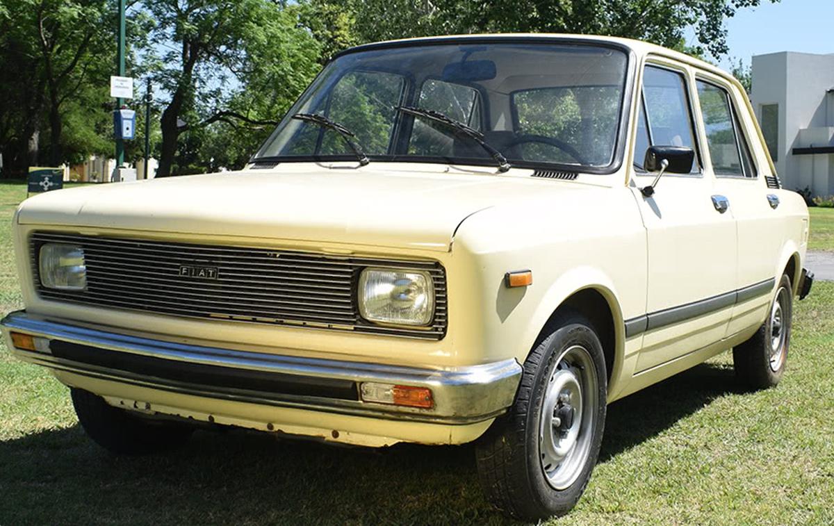 Maradona fiat 128 | Foto XaveMarket