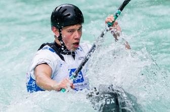 Simon Oven zmagal na prvi tekmi svetovnega pokala