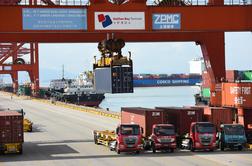 Kitajska še povečala trgovinski presežek z ZDA