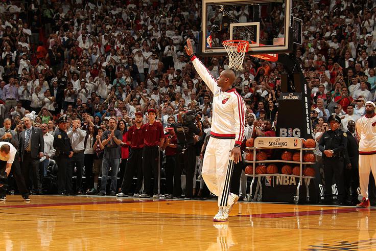 Dwyane Wade je po 13 sezonah pomahal v slovo Miamiju. | Foto: Guliverimage/Getty Images