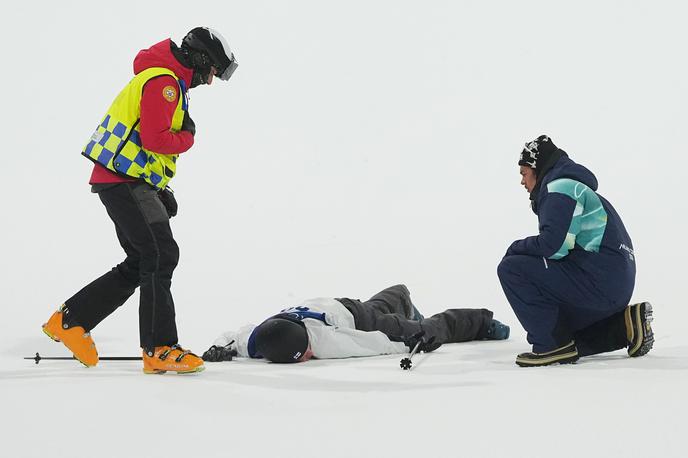 Elias Lajunen | Elias Lajunen je grdo padel v kvalifikacijah. | Foto Guliverimage