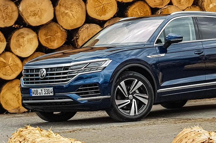 Prva vožnja: Volkswagen touareg | Čeprav je prodaja koncerna Volkswagna nekoliko padla, je dobiček kljub temu v drugem četrtletju kar 30 odstotkov višji. To je predvsem zasluga prodaje pri znamkah Porsche in Audi, prav tako tudi Škoda. | Foto Gašper Pirman