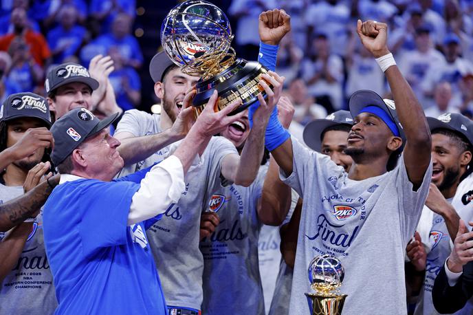Oklahoma City Minnesota | Košarkarji OKC so v finalu zahodne konference premagali Minnesoto s 4:1 in postali prvi finalist lige NBA. | Foto Reuters