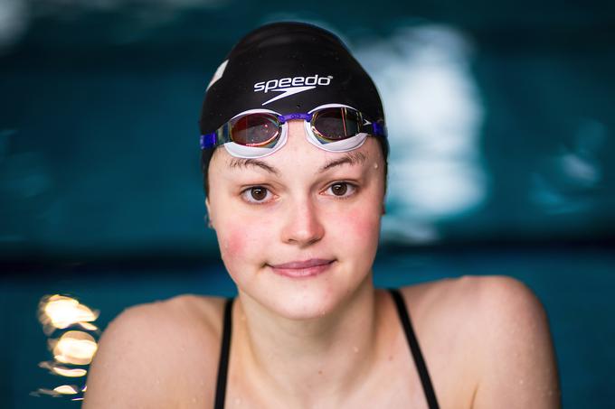 Katja Fain ni bila zadovoljna s svojim plavanjem. | Foto: Matic Klanšek Velej/Sportida