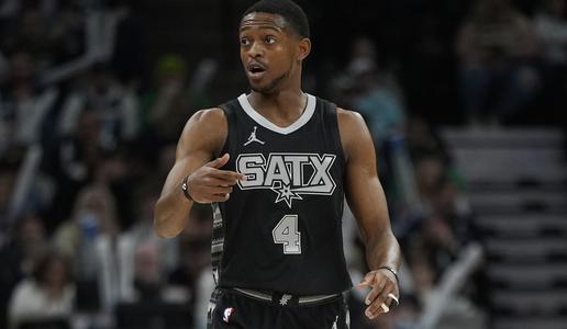 De'Aaron Fox in San Antonio Spurs so se dogovorili