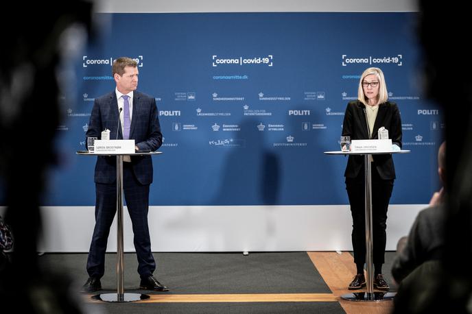 Tanja Erichsen | Direktor danske zdravstvene uprave Sørn Brostrøm in direktorica agencije za zdravila Tanja Erichsen na začetku konference za medije | Foto Reuters